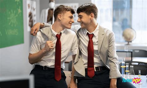 johnny donovan pounds jay magnuss' tight hole|Twink Pop.